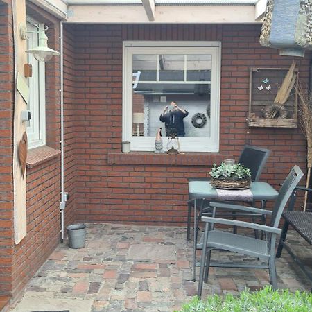 Ferienwohnung Lotta's Ferienhäuschen Emden Exterior foto