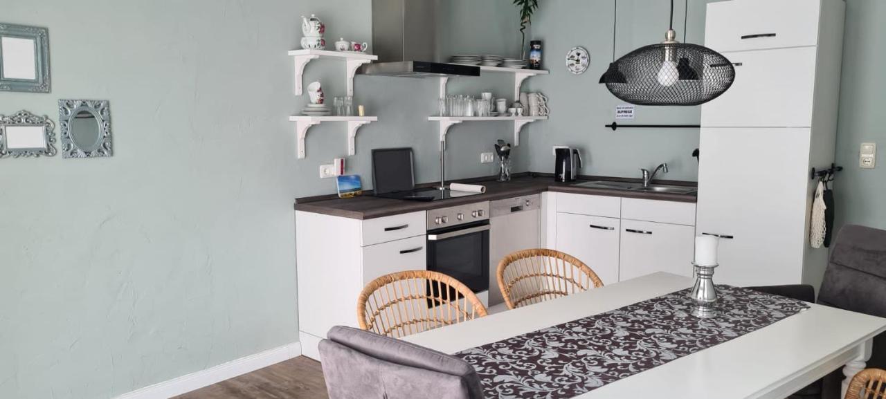 Ferienwohnung Lotta's Ferienhäuschen Emden Exterior foto