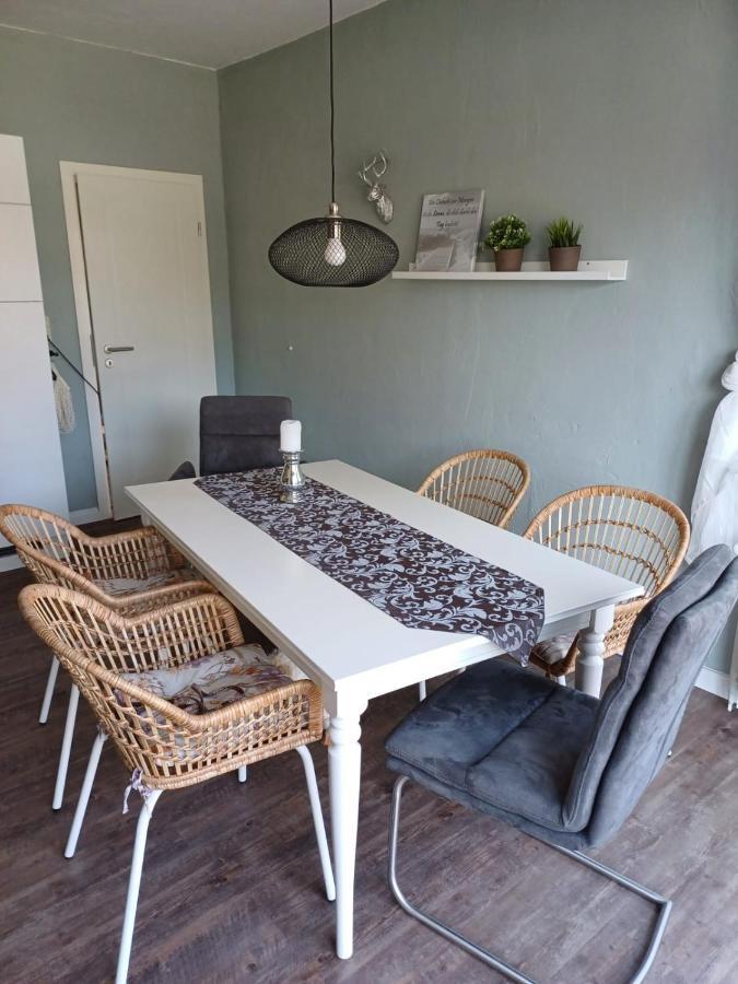 Ferienwohnung Lotta's Ferienhäuschen Emden Exterior foto