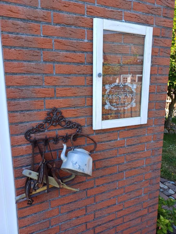 Ferienwohnung Lotta's Ferienhäuschen Emden Exterior foto