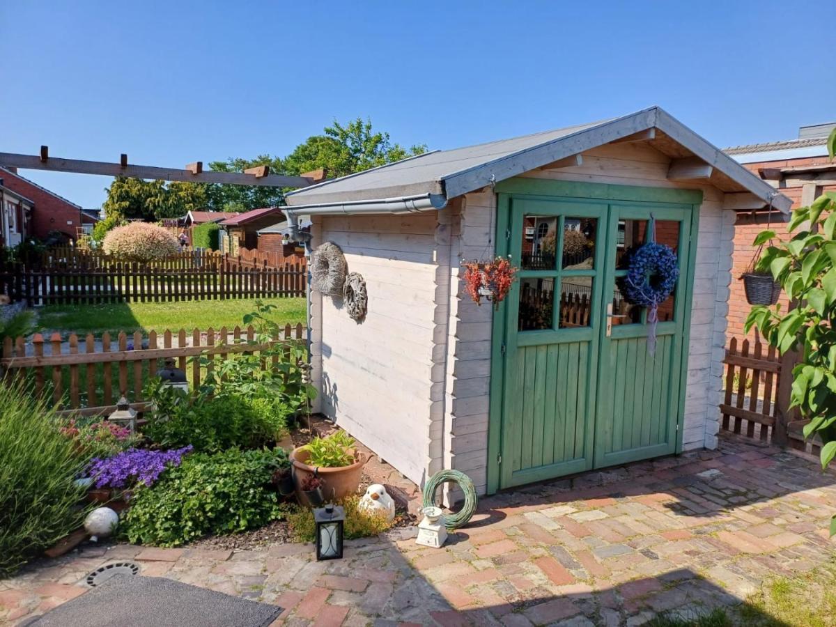 Ferienwohnung Lotta's Ferienhäuschen Emden Exterior foto
